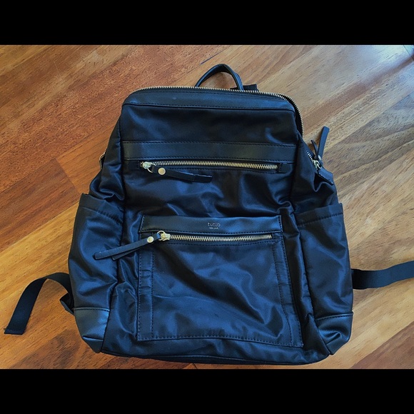 tutilo Handbags - Tutilo Laptop leather backpack